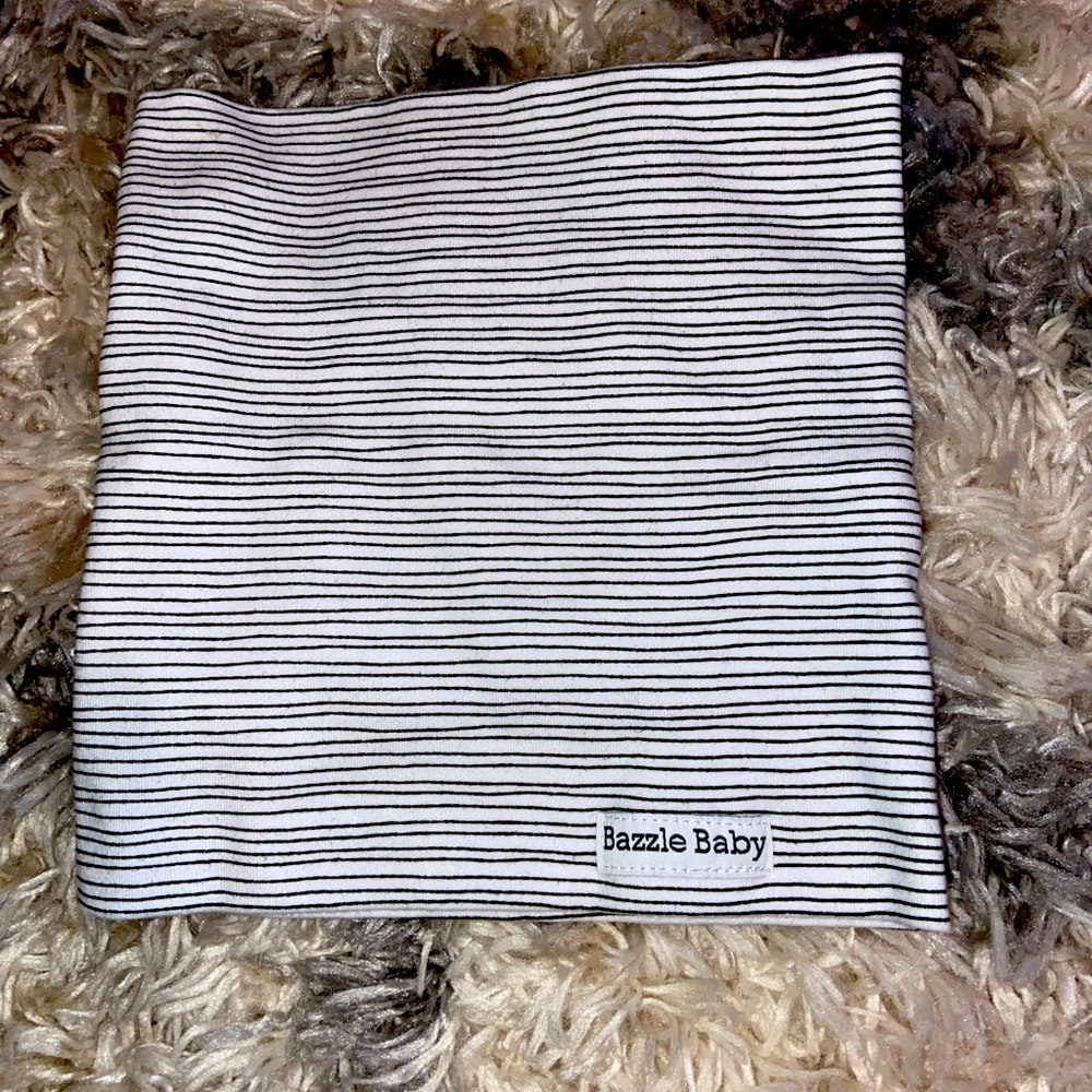 Bazzle baby bandobib